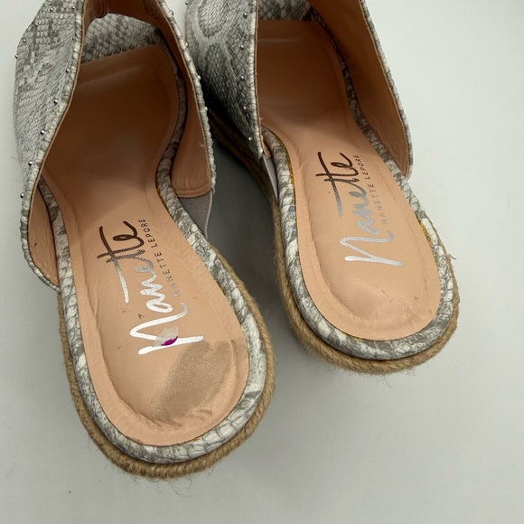 Nanette Lepore Women's Quinton Espadrille Wedge
Gray Snake Print Wedge Sandals - Picture 9 of 15